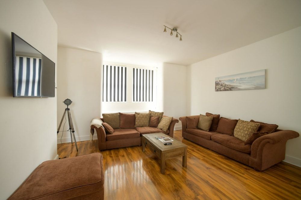 undefined The Bells HOT TUB on Private Terrace Apartments 6