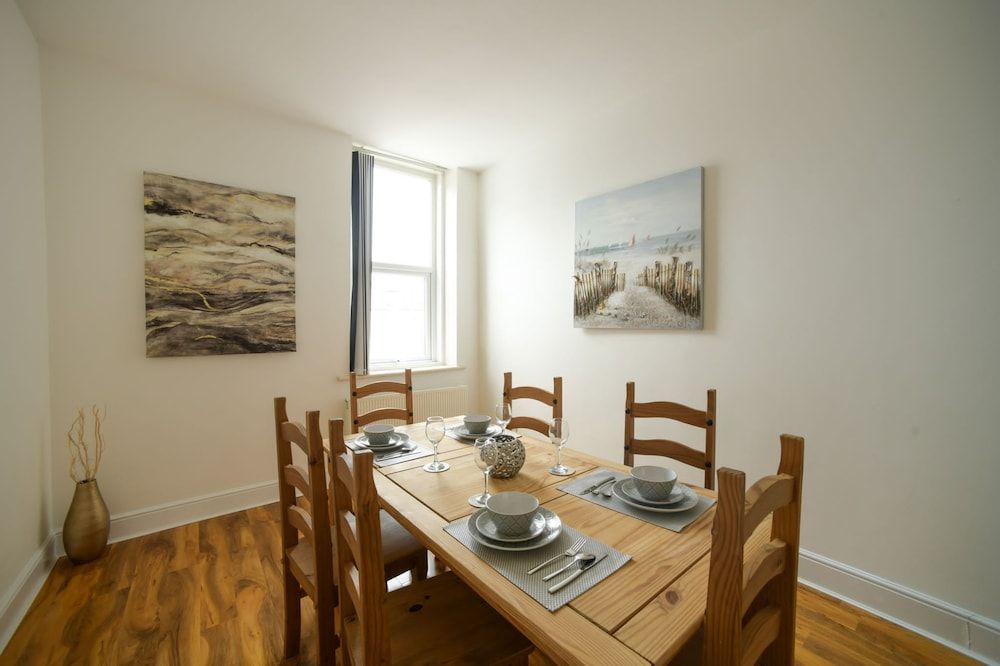 undefined The Bells HOT TUB on Private Terrace Apartments 3