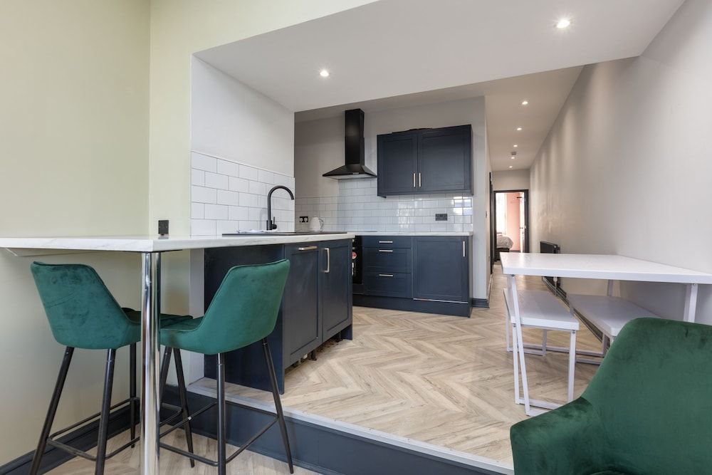 Ettie & Gigis by Sasco Apartments Luxury Apartment, Private Bathroom (Ettie Suite) 9