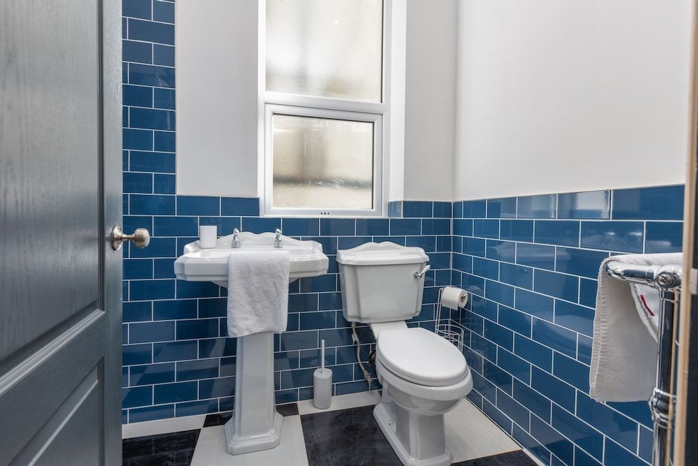 Ettie & Gigis by Sasco Apartments Luxury Apartment, Private Bathroom (Ettie Suite) 7