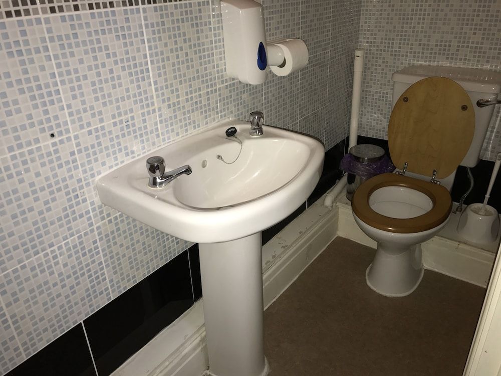 Hello Roomz Standard Double Room, 1 Double Bed 4