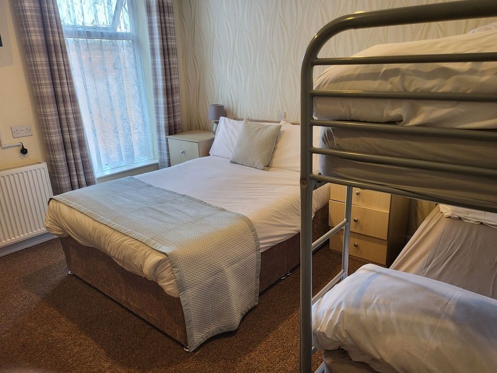 The Lumada Family Room (with bunk beds) 2