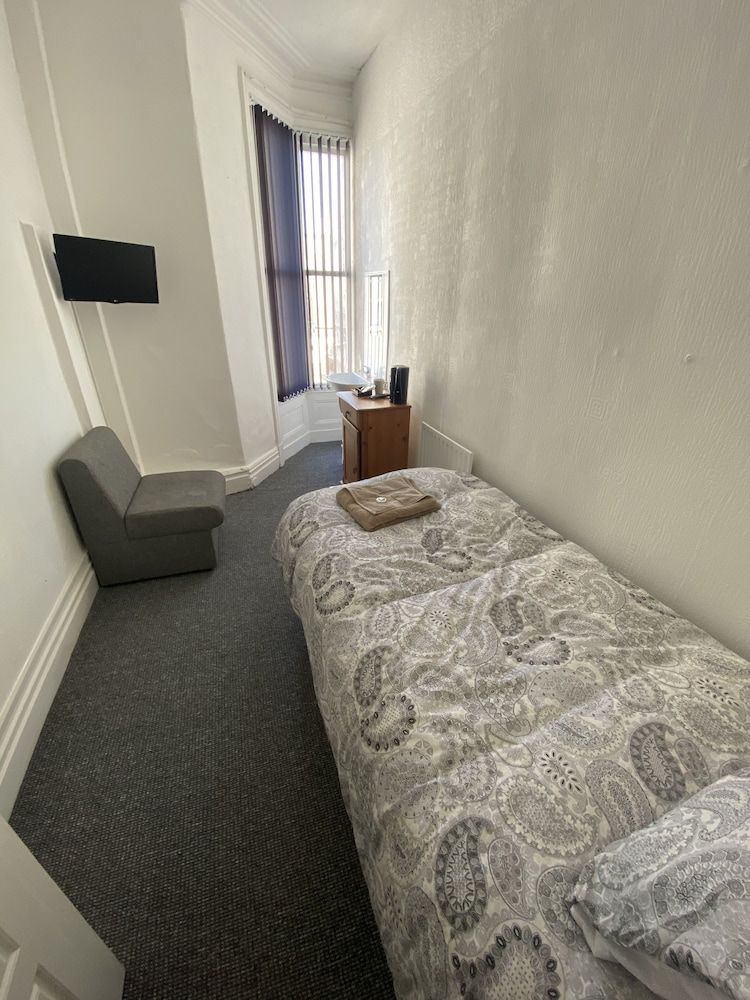 undefined Honley Hotel