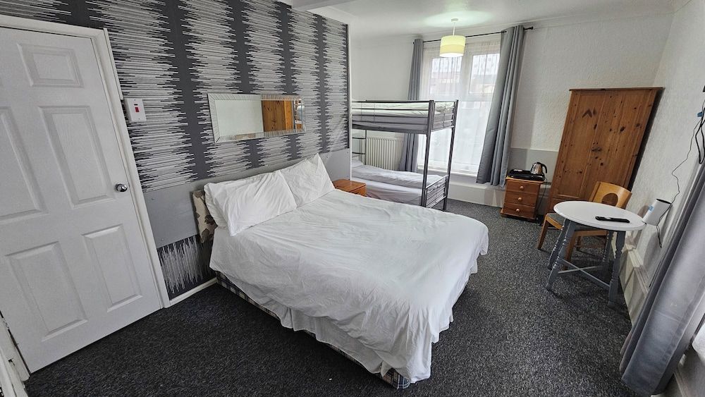 undefined Bowie's Lodge 5