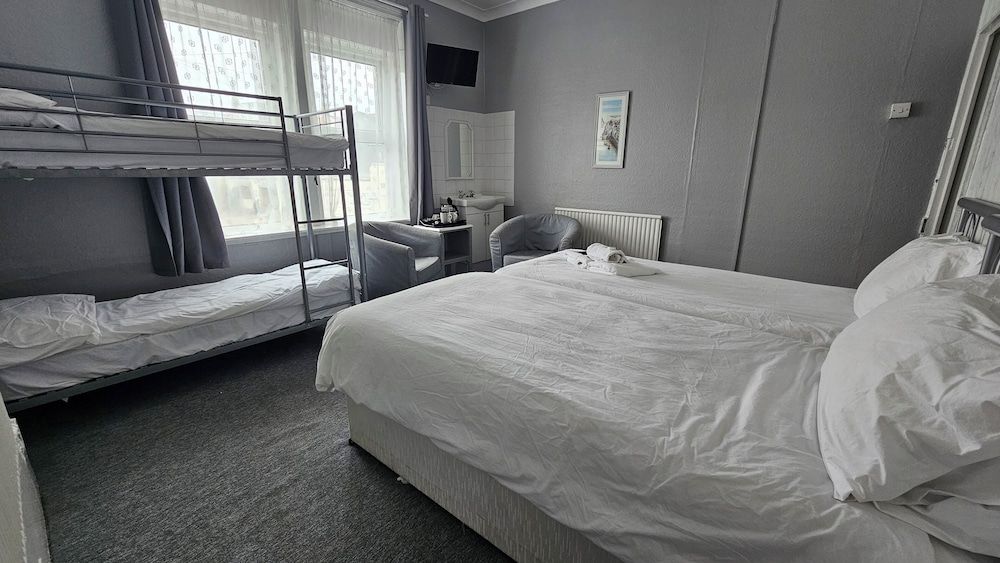 undefined Bowie's Lodge 10