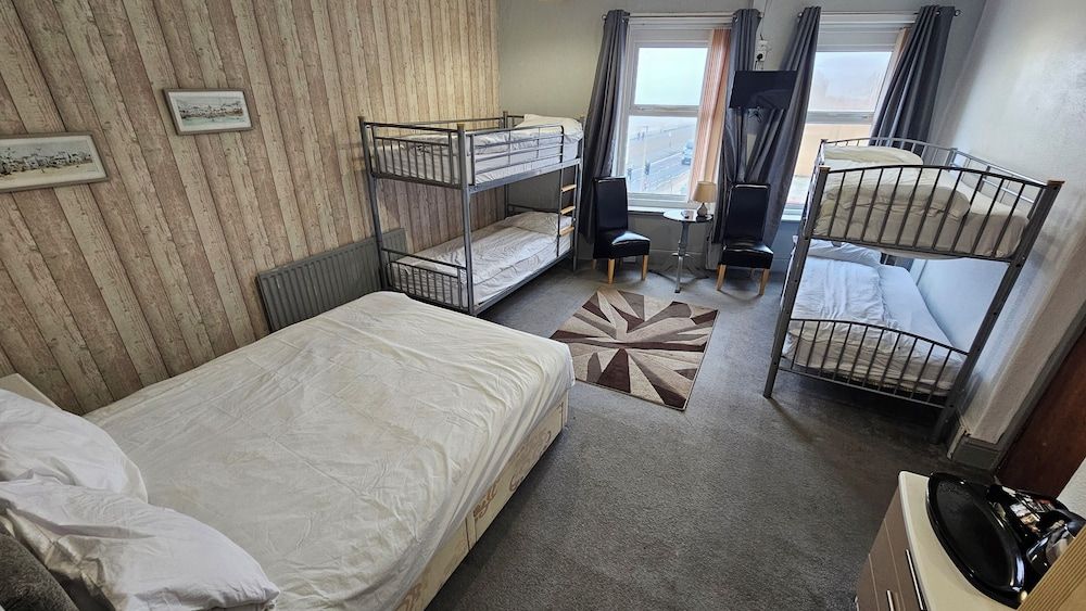 undefined Bowie's Lodge 2