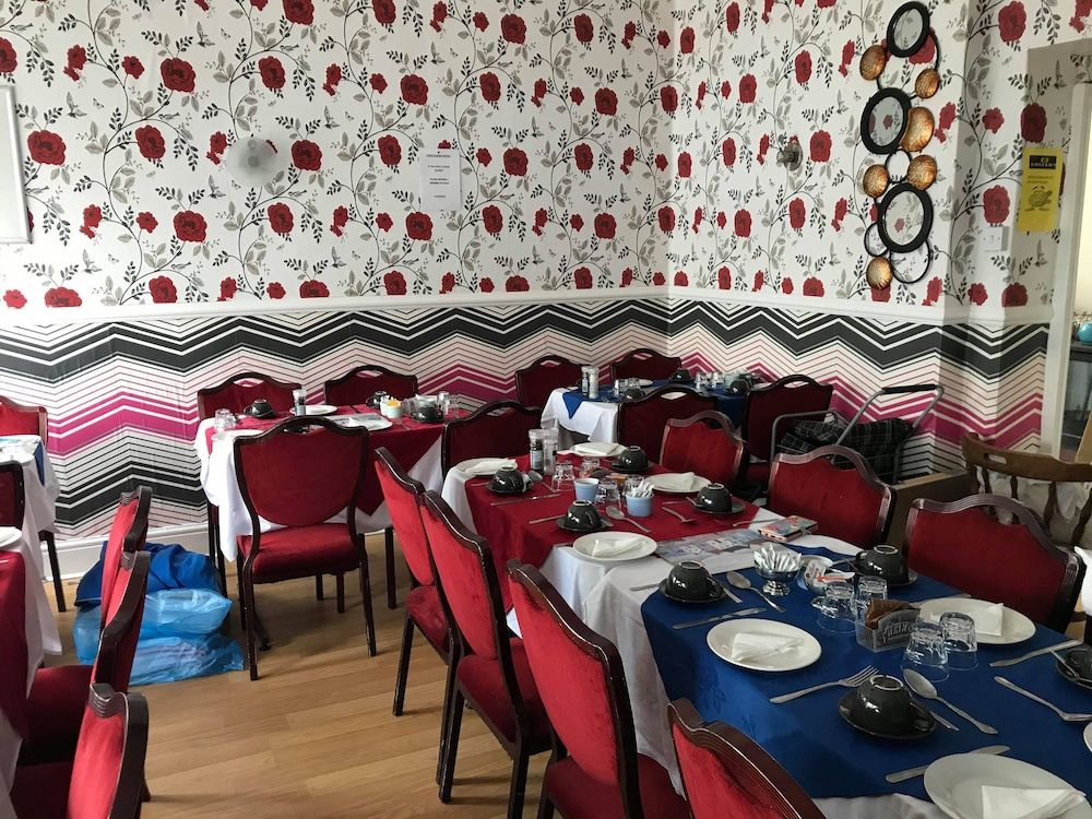 undefined lark Inn Hotel 7