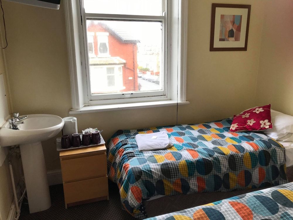 undefined lark Inn Hotel 2