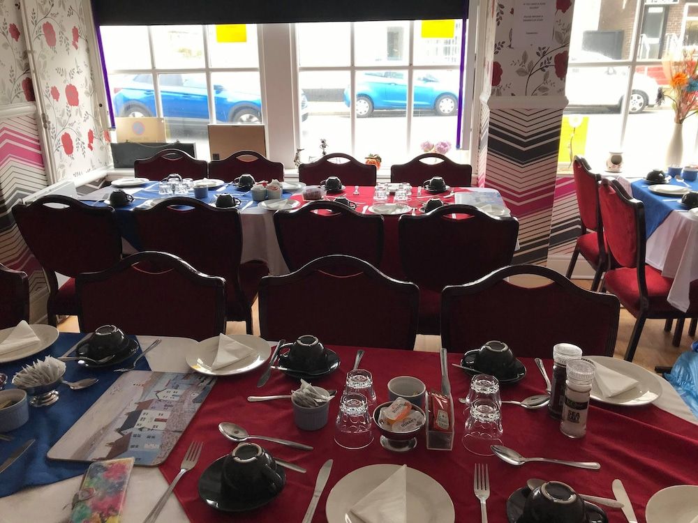 undefined lark Inn Hotel 8