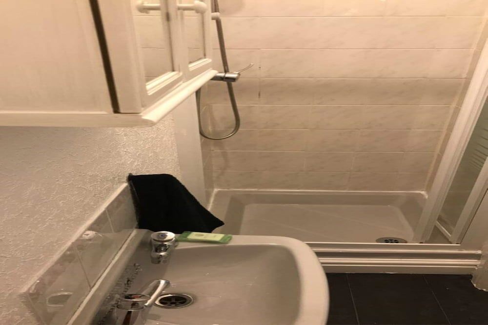 Wilgar Hotel Standard Triple Room, Multiple Beds 4