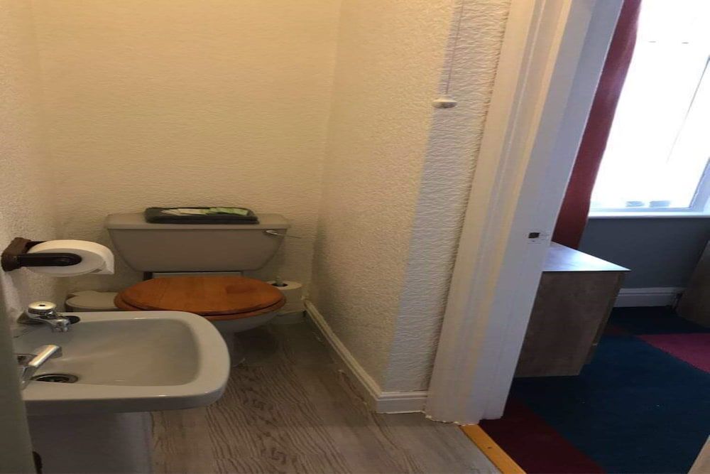 Wilgar Hotel Standard Triple Room, Multiple Beds 5