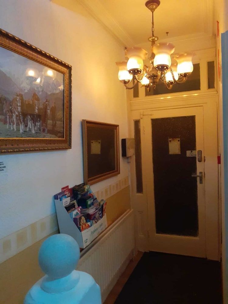 undefined Lynwood Hotel & Spa 8