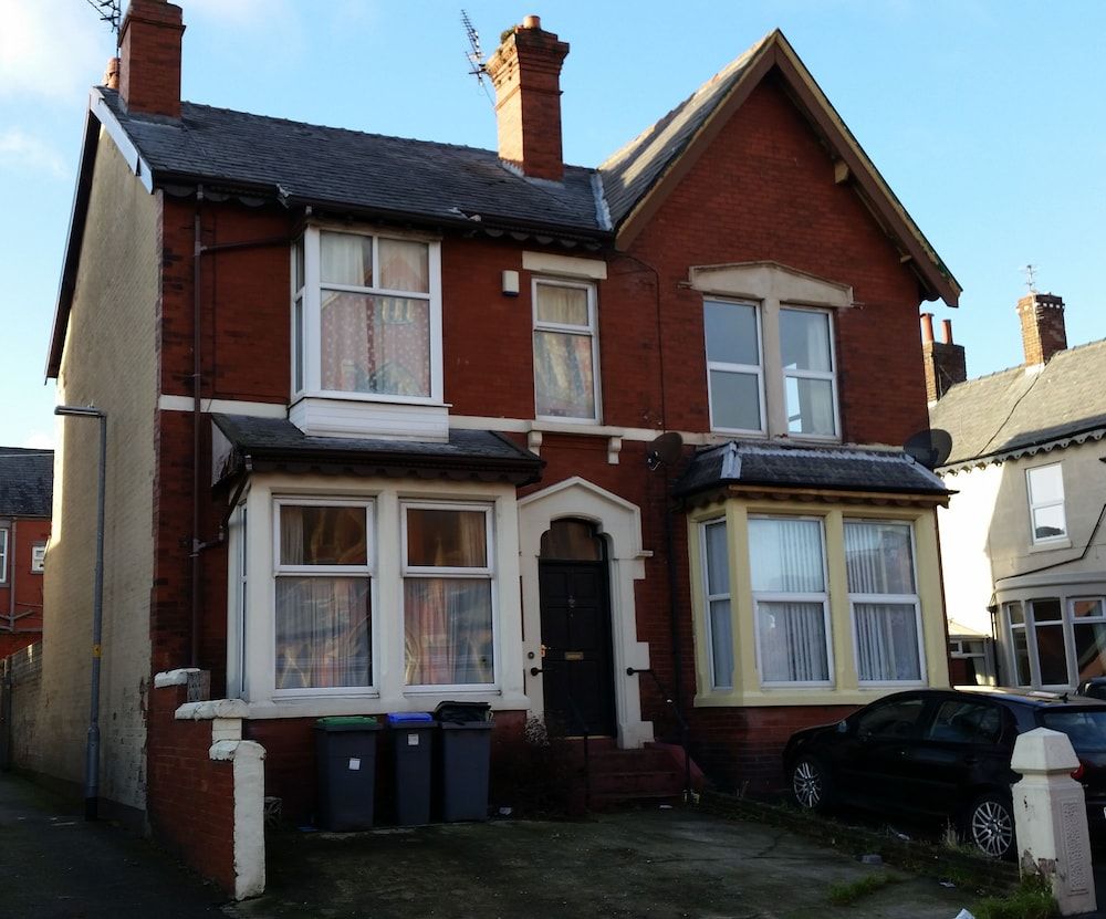 undefined Raikes Parade Victorian Home 9