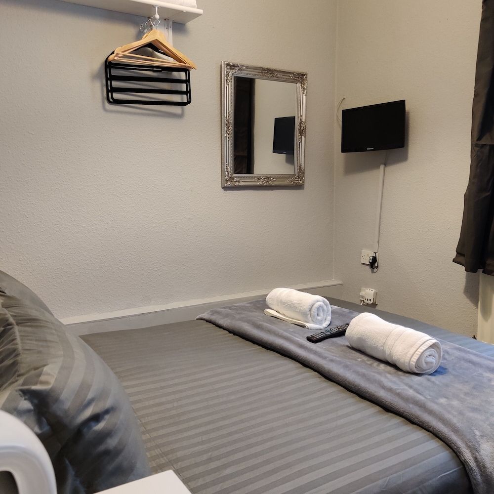 The Winning Post Basic Double Room 3