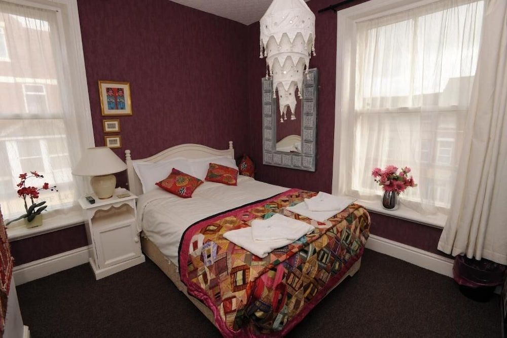 undefined The Gallery 10