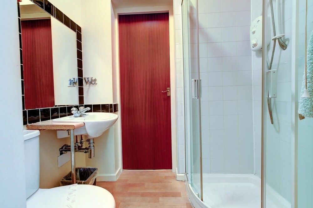 undefined The Greenmount 5