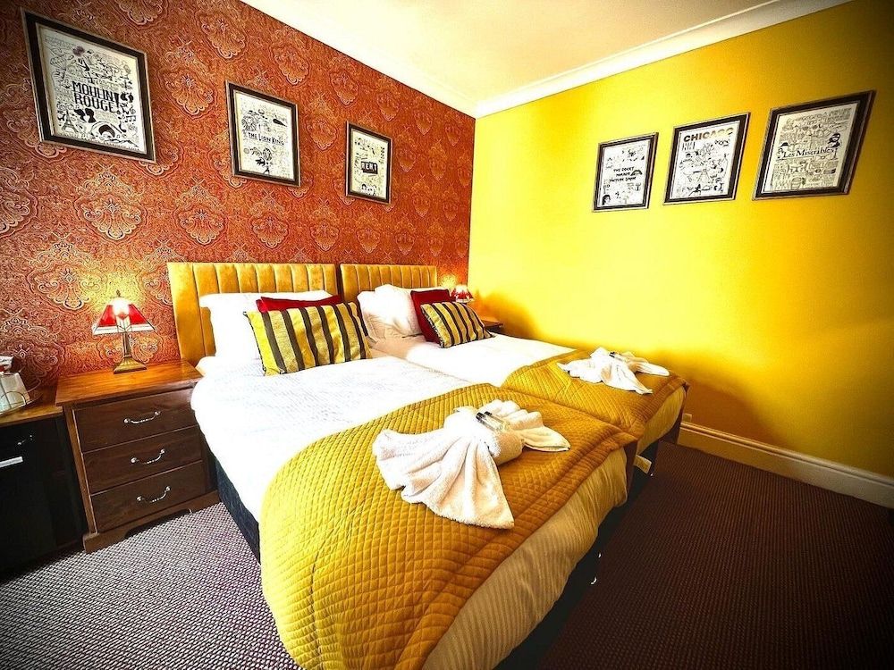 undefined McGraths Blackpool 10