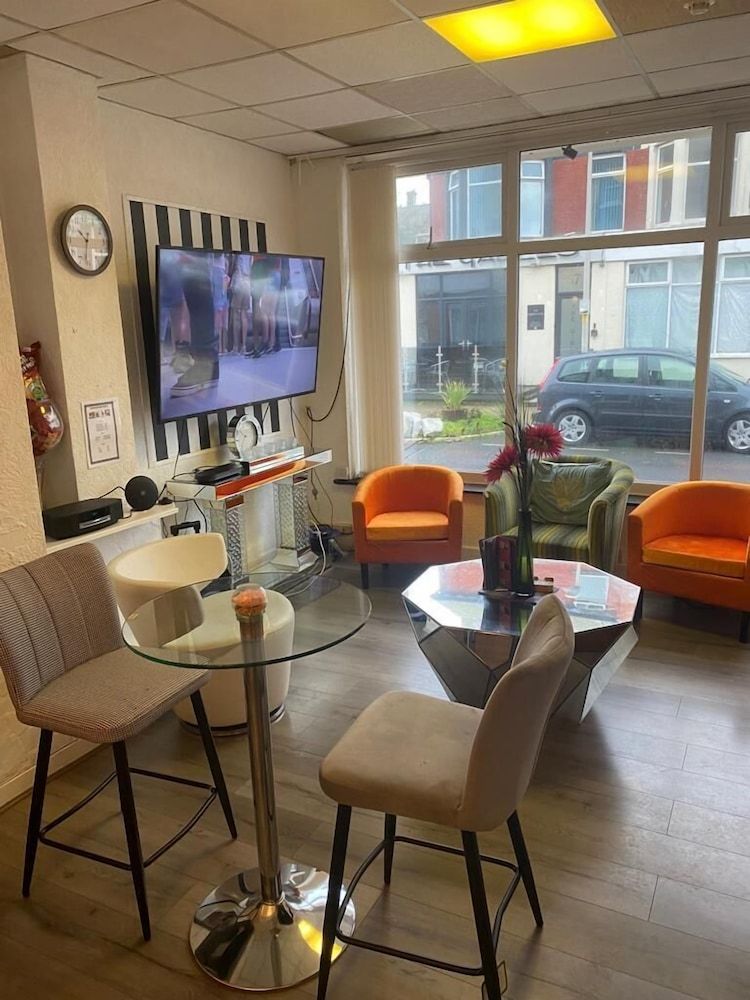 undefined The Cosy Nook 10