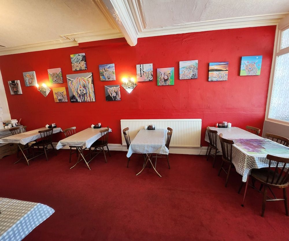 undefined Moorfield Hotel 5