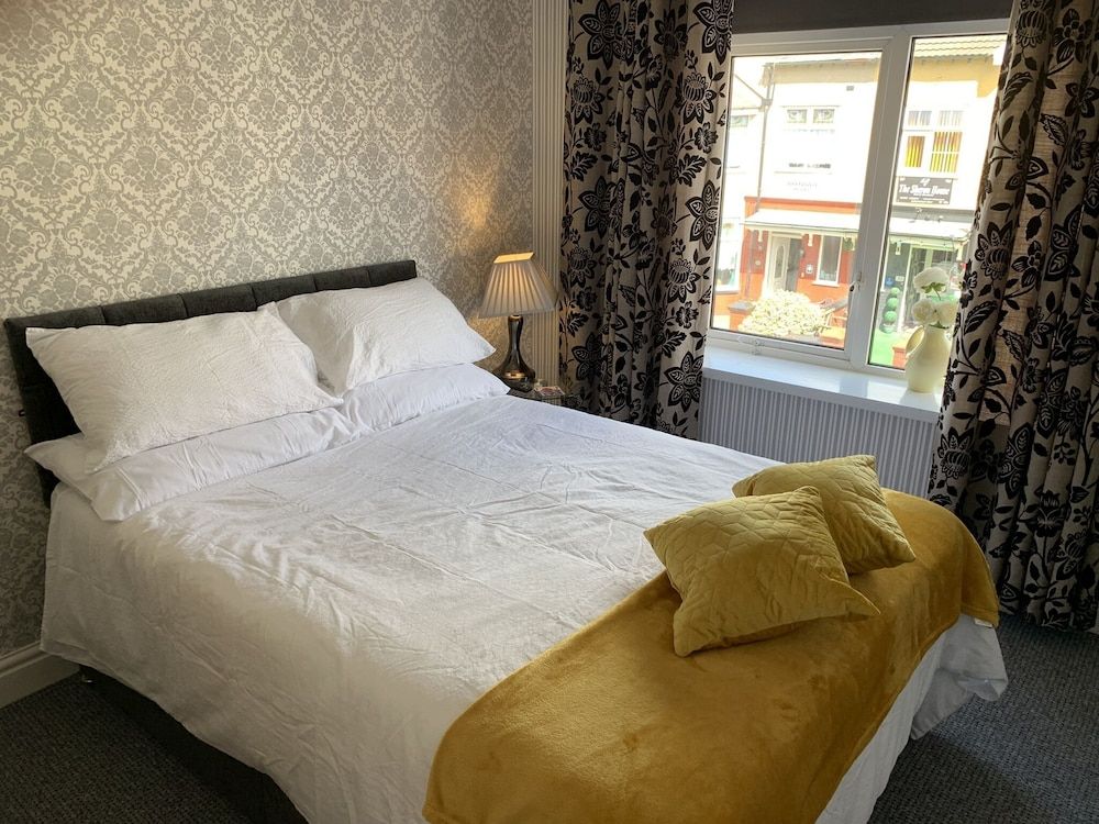 undefined Heather Glen 6 Bedroom 6 Bathroom Home by the sea 5