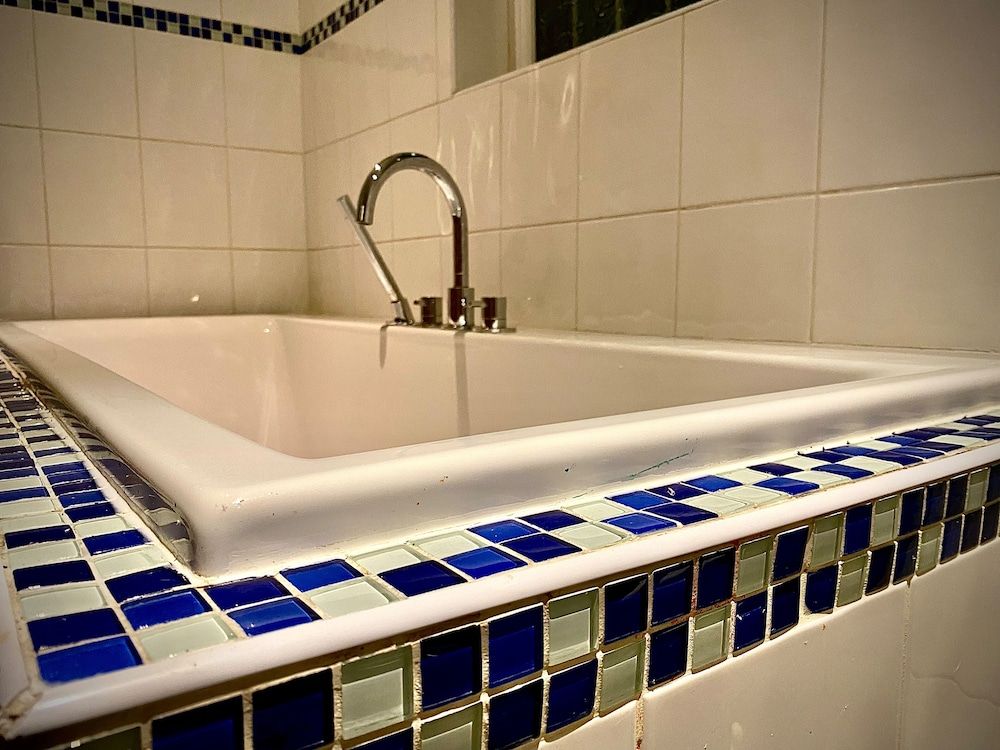 Captivating 4-bed Hot Tub House in Blackpool House 19