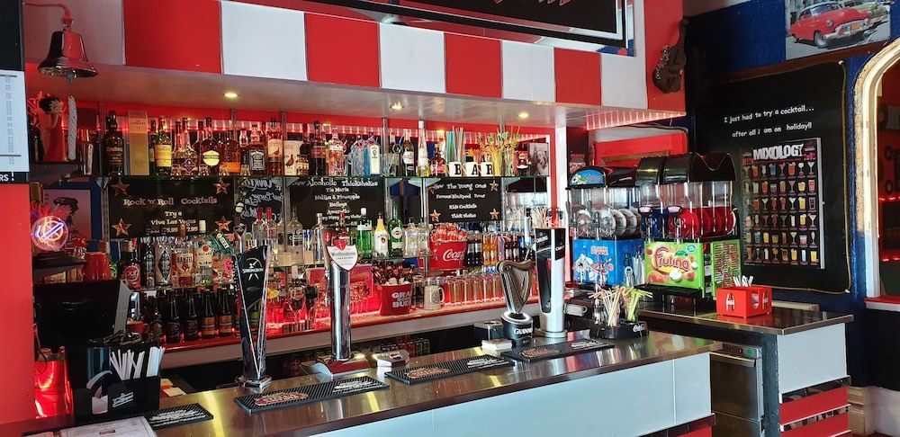 undefined Charlton Aparthotel 10