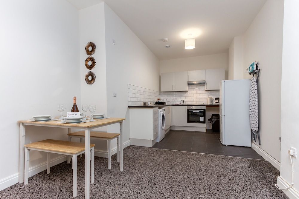 undefined Kings Court 10