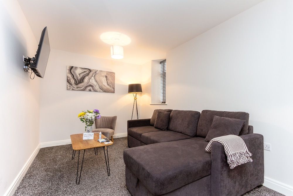 undefined Kings Court 3