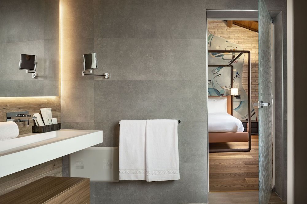 Suite Eclàt