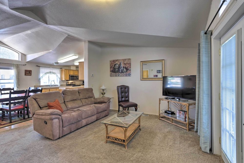 undefined 'red Rock Rambler' Moab Home w/ Hot Tub & Views!