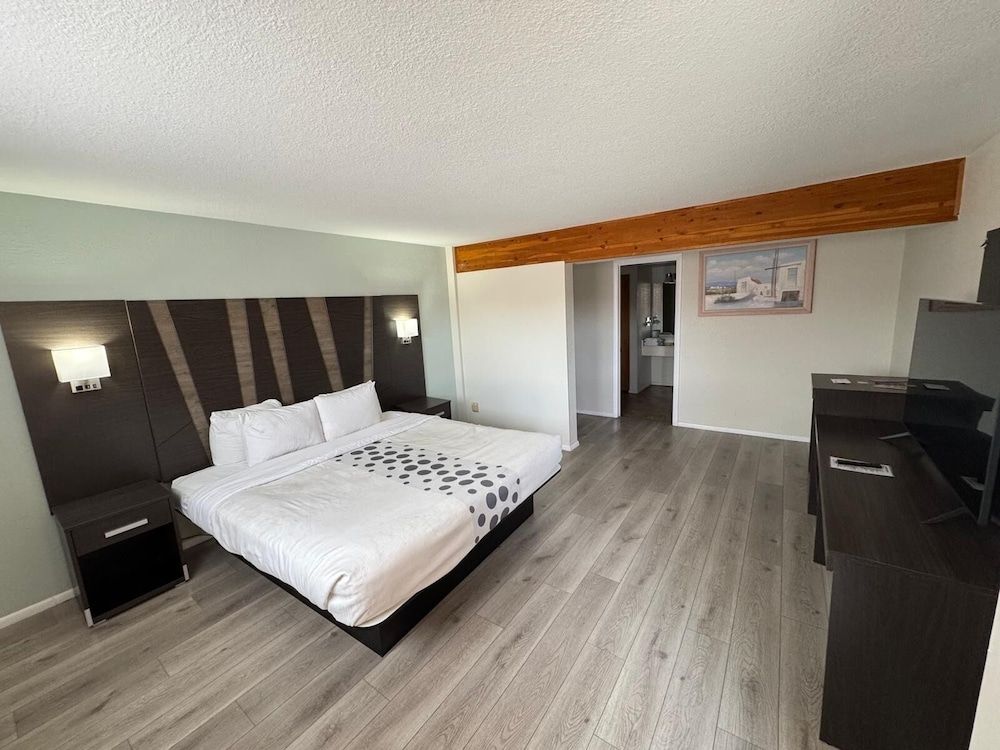 Hotel 191 - Moab Deluxe Room 5