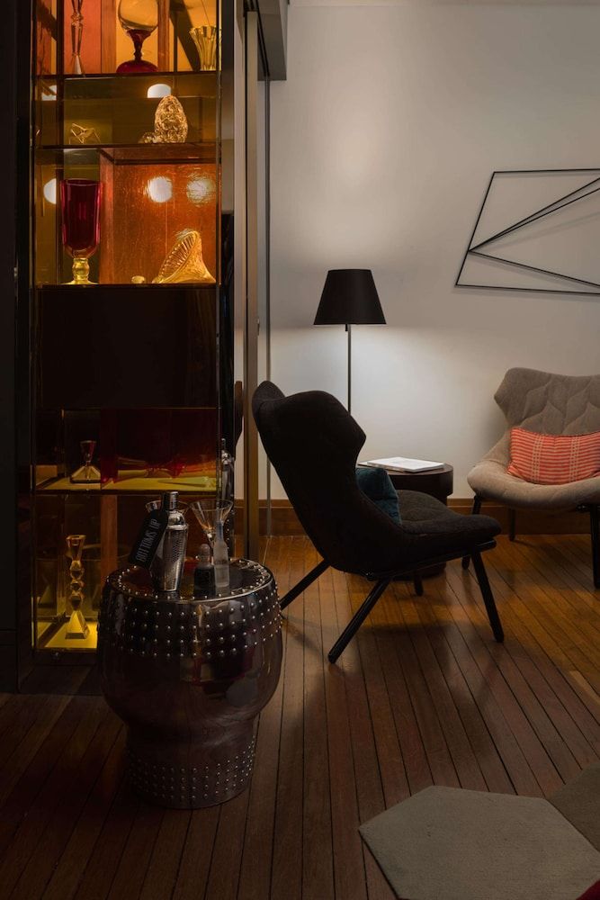 undefined QT Sydney 10