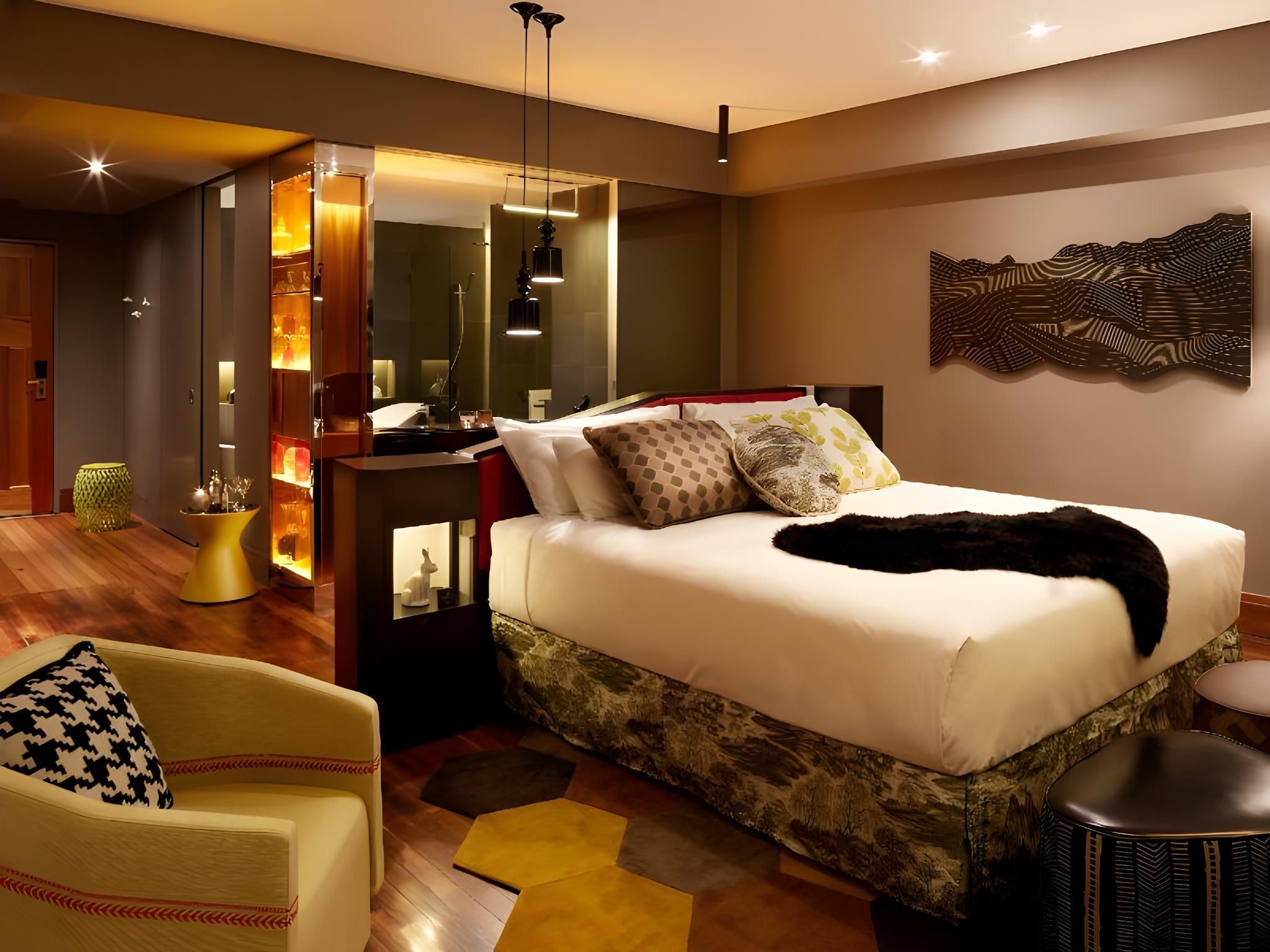 QT Executive King Room