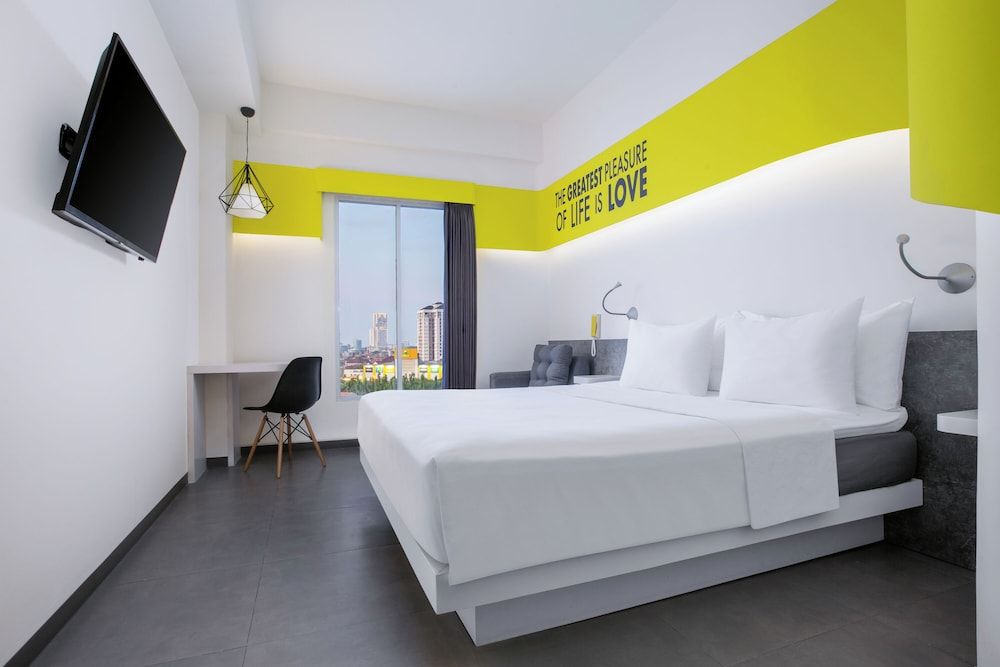 YELLO Hotel Jemursari Surabaya Room (Yello Urban)