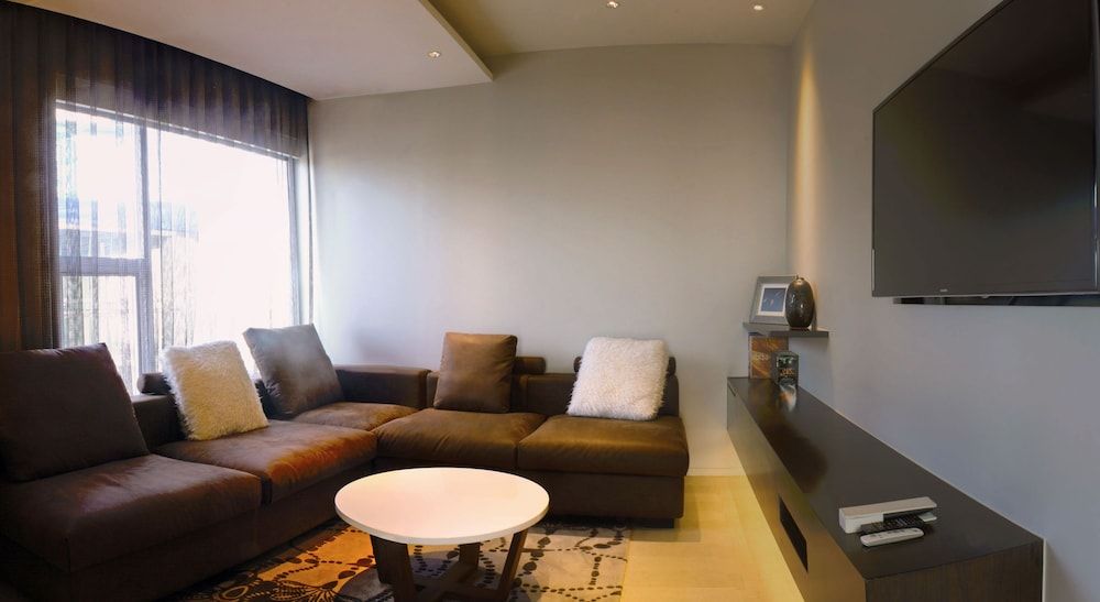 Mode Sathorn Hotel One Bedroom Suite 6