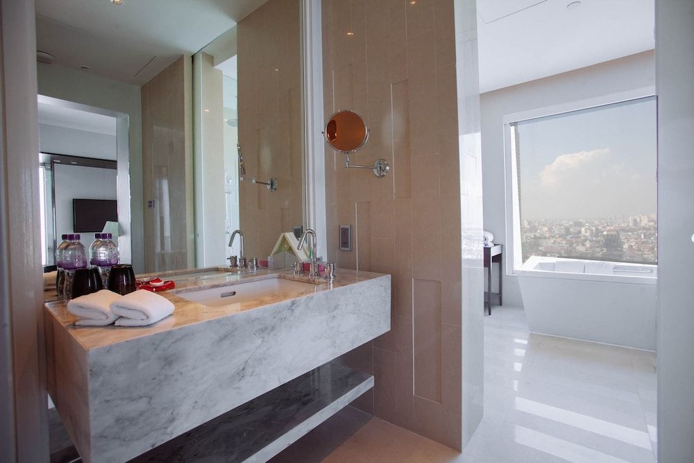 Mode Sathorn Hotel One Bedroom Suite 4
