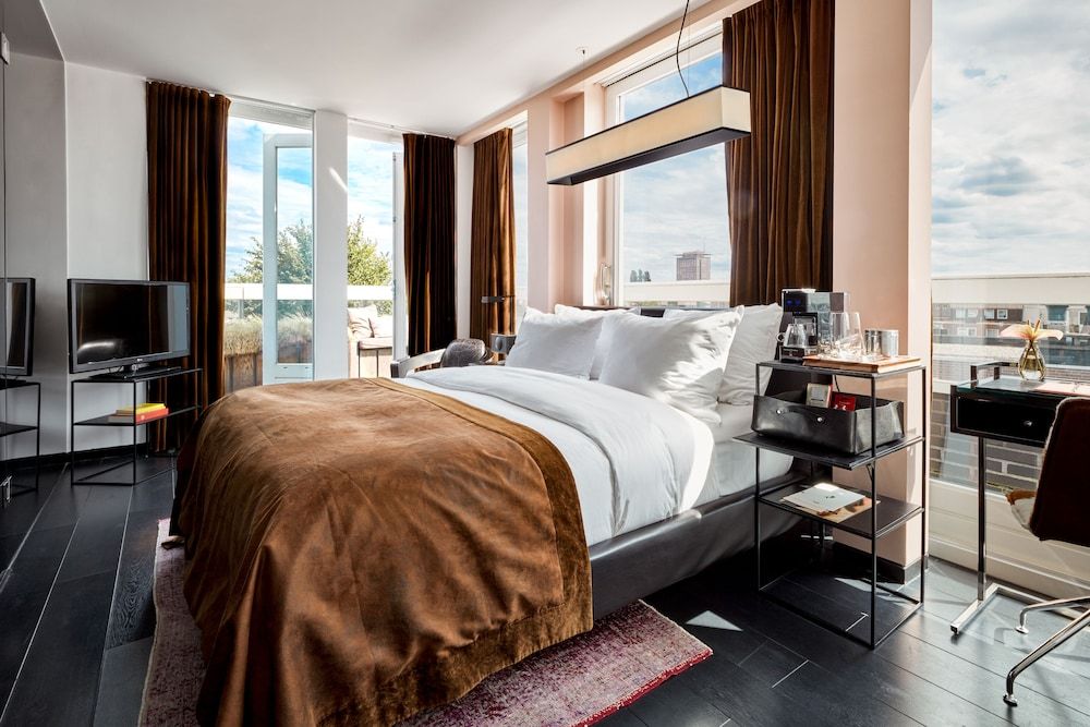 Deluxe Room, 1 Double Bed (Sir Deluxe)