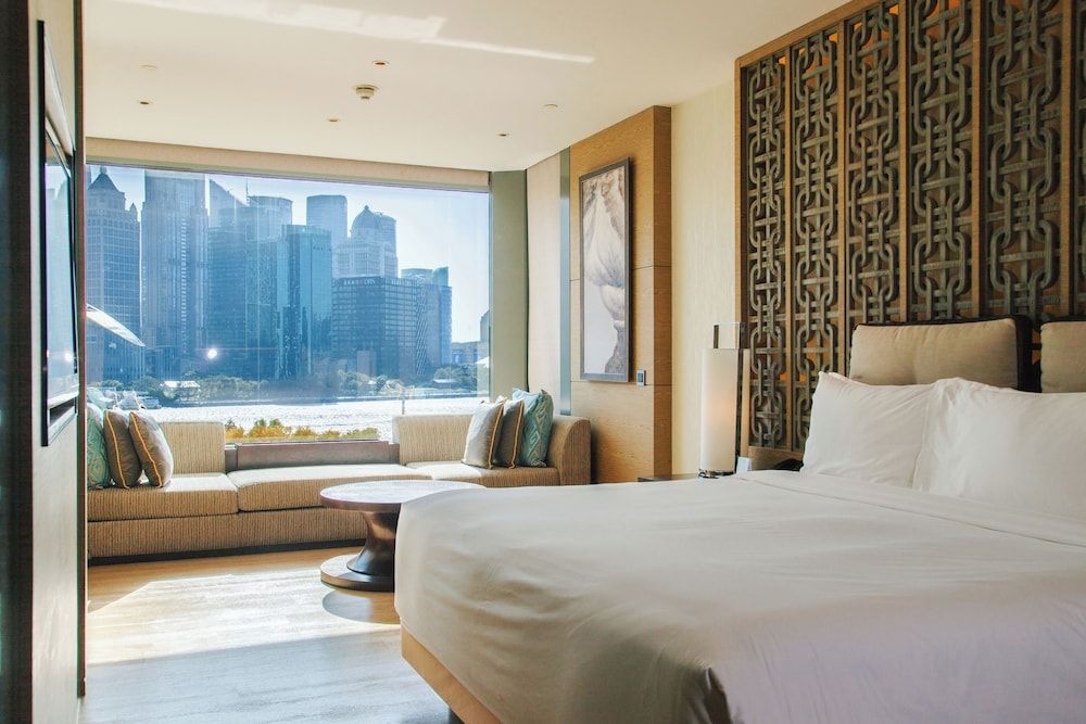 Riverside Retreat - King Bed Room
