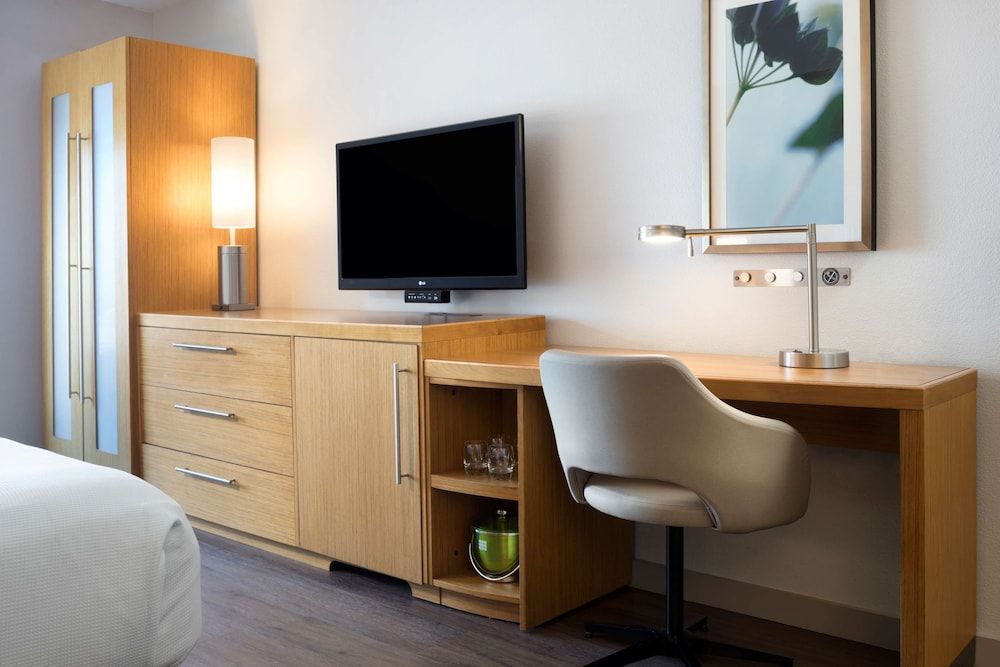 Hyatt Place Austin Downtown Room, 2 Queen Beds (Guest) 6