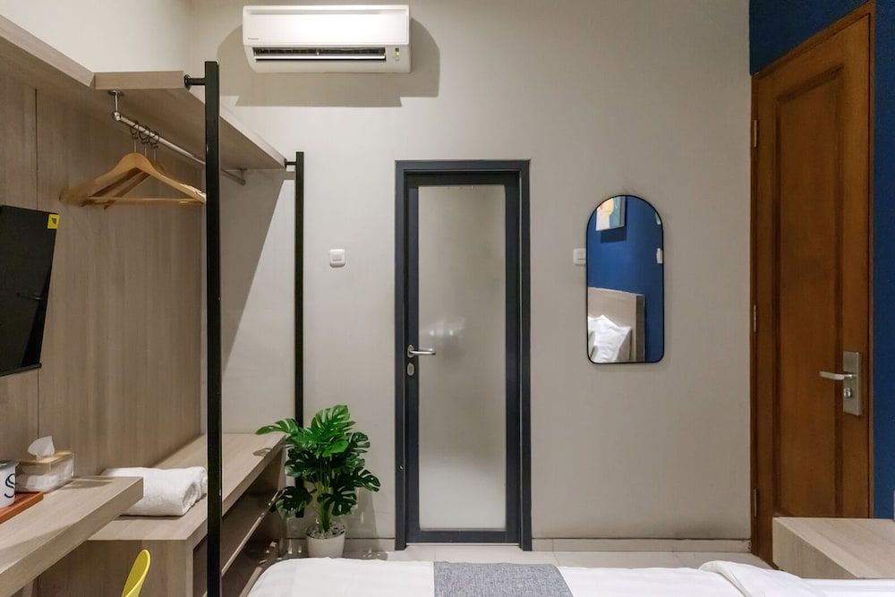 Mono Coliving Kencana, Surabaya Superior Double Room 5