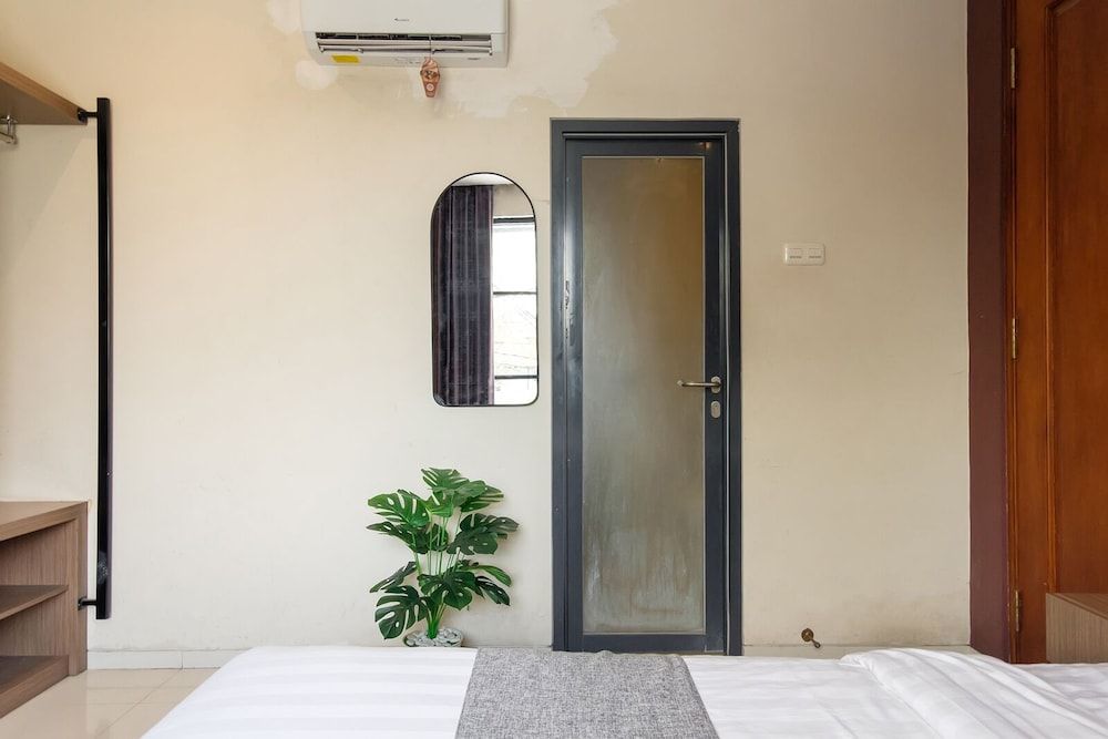 Mono Coliving Kencana, Surabaya Deluxe Double Room 18
