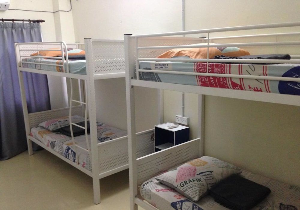 Vloft Backpackers Hostel 1 Bed in 4-Bed Mixed Room 2