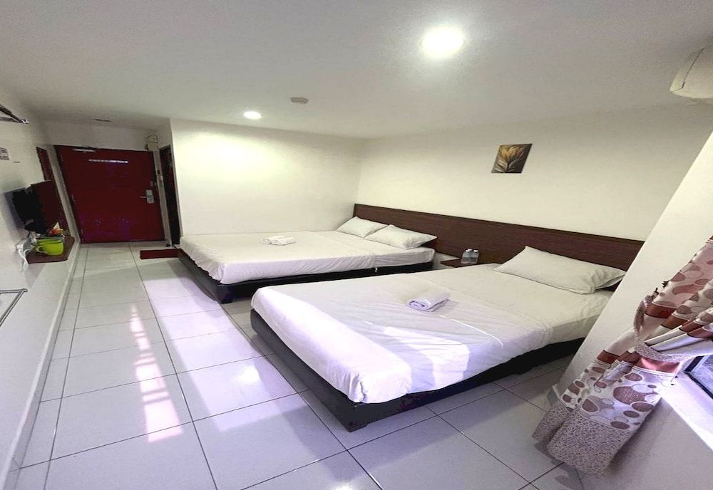 undefined OYO 90950 Hotel Dns 3