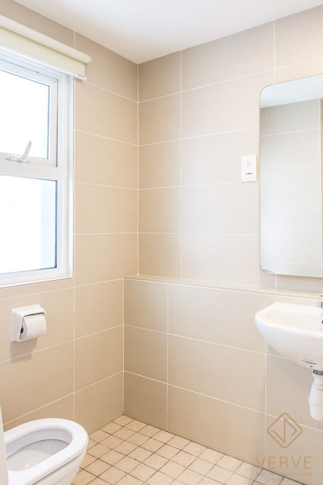 The Haven Lakeside Suites by Verve The Haven Lakeside Suites by Verve (10 Pax) EECH37 17