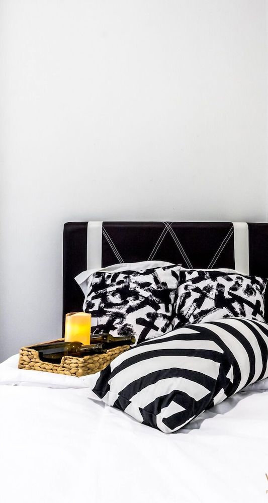 The Haven Lakeside Suites by Verve The Haven Lakeside Suites by Verve (6 Pax) EECH36 6