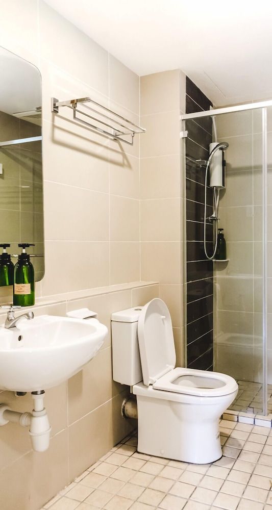 The Haven Lakeside Suites by Verve The Haven Lakeside Suites by Verve (10 Pax) EECH37 19