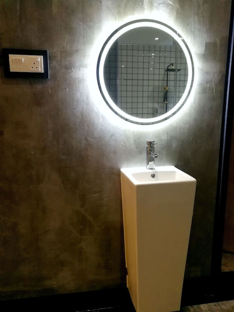 undefined CJ House 2