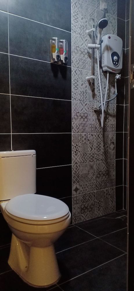 undefined Belmorris Greentown Hotel 10