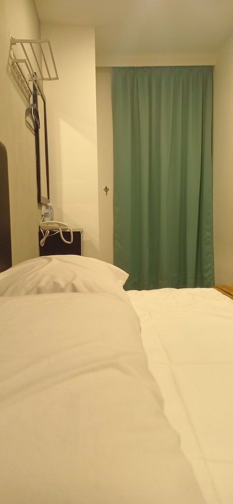 undefined Belmorris Greentown Hotel 6