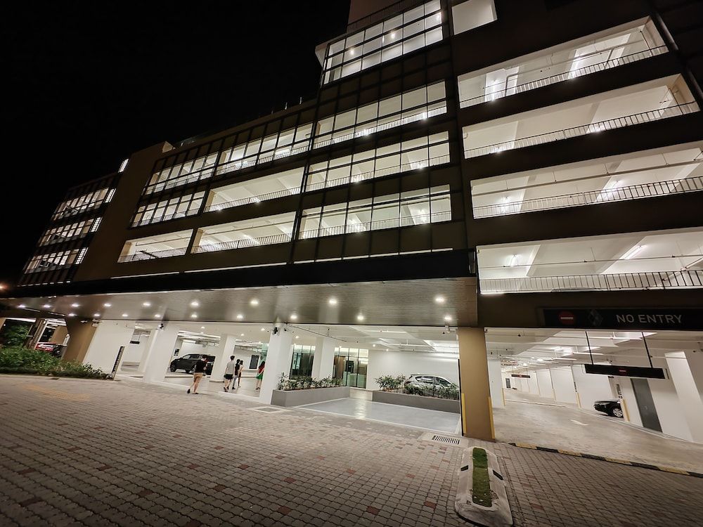 undefined Mountain & Theme Park Views' Cozy Suite 2